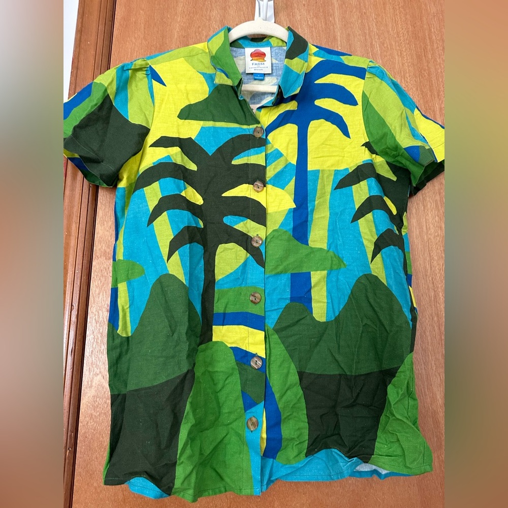 NWT FARM RIO ANTHROPOLOGIE Button down collar short sleeve top